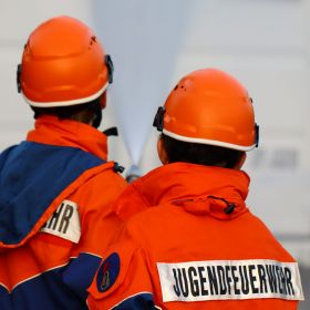  – Berufsfeuerwehr-Tag der Jugendfeuerwehr Obersulm. Einsatz 1: Verkehrsunfall (© Freiwillige Feuerwehr Obersulm)