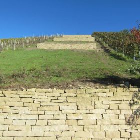 Zweiter Bauabschnitt Sanierung Trockenmauer