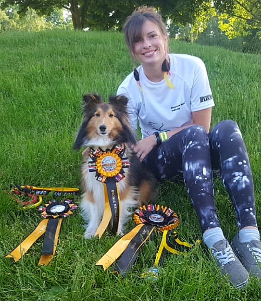 Cheyenne Bokma und ihr Sheltie Jay