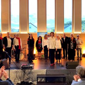  – Chormusik als Intermezzo vom Feinsten. Foto Gemeinde.