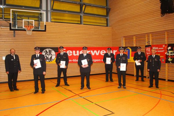 – Ehrung langjähriger Mitglieder (Foto: G. Döttling) – Ehrung langjähriger Mitglieder (Foto: G. Döttling)