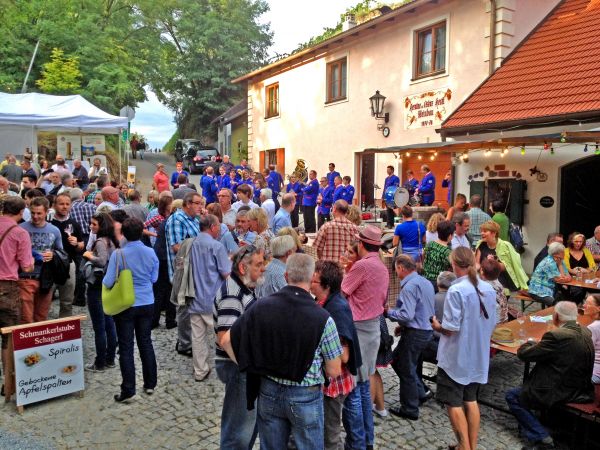 Kellergassenfest – Eröffnung mit musikalischer Umrahmung der Weinlandkapelle Rohrendorf