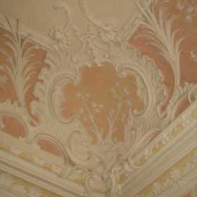 Schloss Eschenau, Stuckdetail