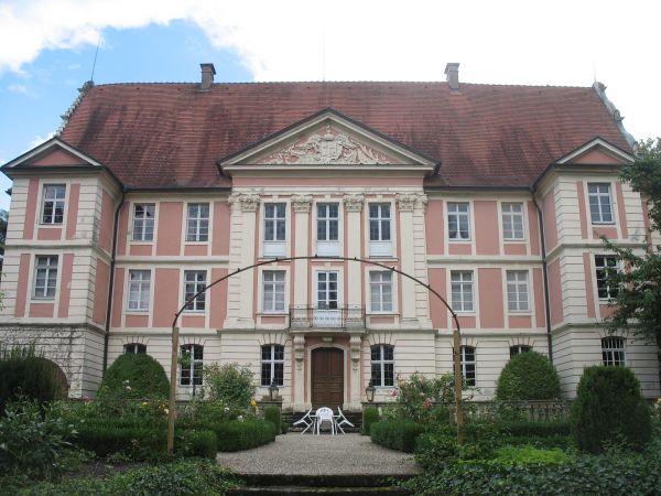 Schloss Eschenau, Gartenseite